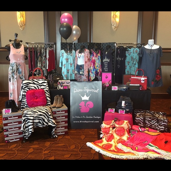 Meet your Posher, Heather - Picture 5 of 5